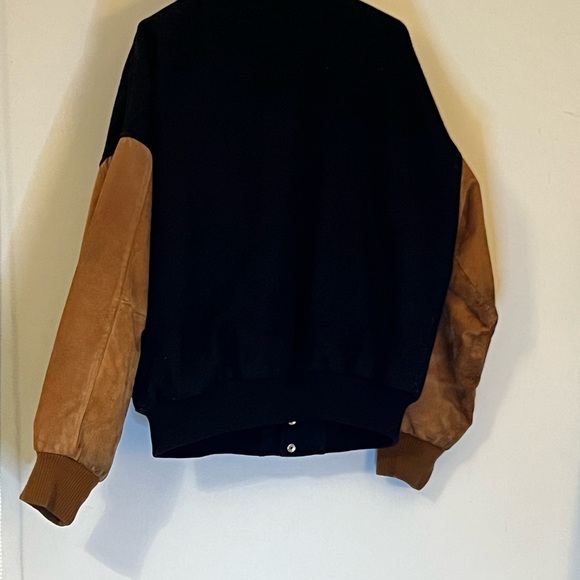 🚨Gibsons Vintage  varsity  Jacket 🚨 - Picture 3 of 3